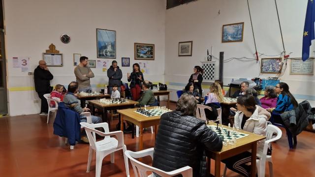 Unione Sportiva Acli, lezioni e partite libere di scacchi a Grottammare