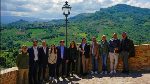 Castignano, Polini: “Evitare lo spopolamento nella zona del cratere. I sindaci facciano rete” 