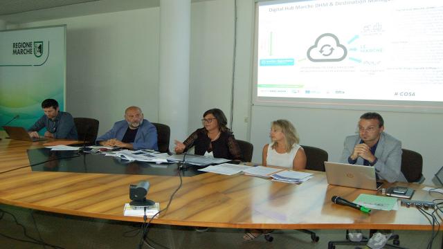 Regione Marche: lanciato bando servizi digitali integrati, 7 milioni di euro per i comuni