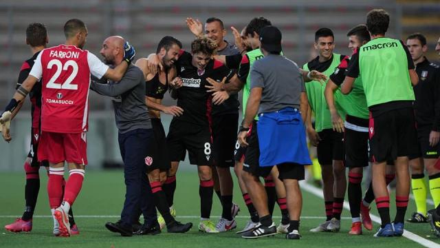 Serie C 4° turno: Vis Pesaro corsara a Teramo. Vince anche l'Ancona Matelica. Brutto ko per la Fermana