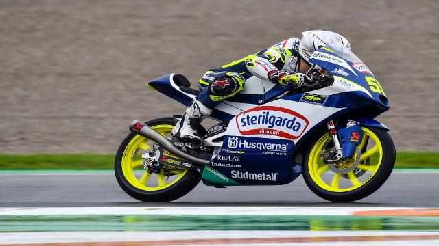 Moto3, Fenati in forma nelle prime libere a Valencia: “Prove molto difficili per il meteo”