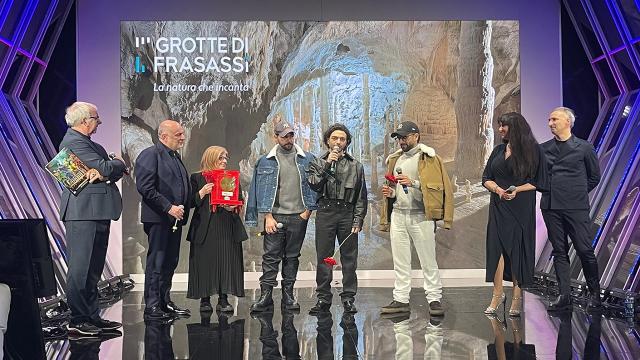 La magia delle Grotte di Frasassi al Festival di Sanremo con Il Volo
