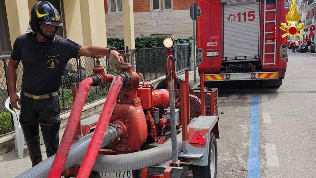 Nubifragio San Benedetto del Tronto, squadre di soccorso ancora al lavoro. Oltre 30 gli interventi ancora in attesa
