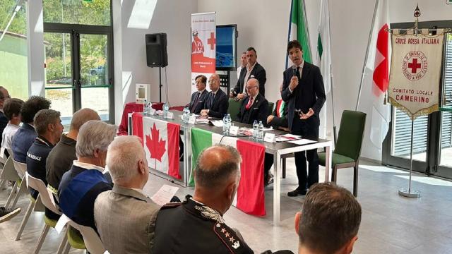 Regione Marche, Acquaroli a Muccia per nuovo Centro polifunzionale: “La ricostruzione è una sfida di tutti”
