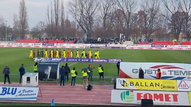 Legnago-Ascoli 0-1, il Picchio vince anche senza brillare. Decisivo un tocco di Varone su tiro di Tremolada