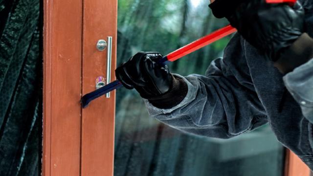 Aumentano del 48% i furti nel periodo estivo: i consigli degli esperti per difendere la propria casa