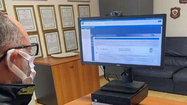 Guardia Finanza Macerata: reddito cittadinanza, oltre 25mila euro percepiti indebitamente da giostrai e parrucchiera