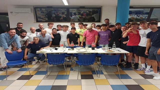 Ascoli Calcio, delegazione del settore giovanile alla cena di fine anno del Convitto ''Guastaferro''