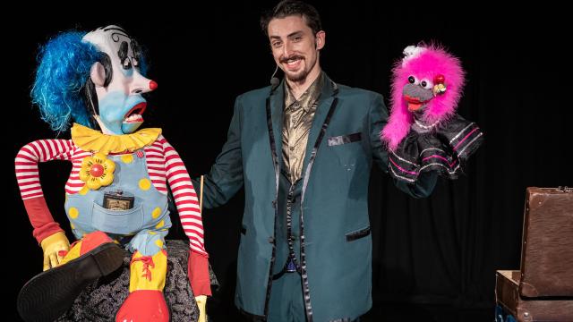 Ascoli Piceno, “Natale a Teatro in Famiglia”: al Filarmonici in scena 'Il Gran Ventriloquini' 