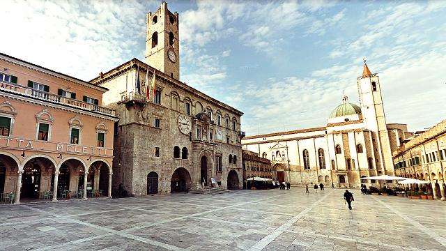 Area Vasta 5, convegno 'Transizioni: l’altro nell’altro'. Ad Ascoli specialisti del mondo scientifico psichiatrico