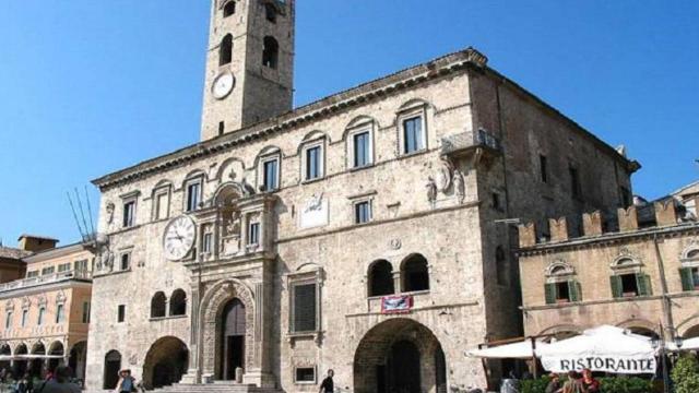 Ascoli Piceno, convegno 'Lotta contro l'aterosclerosi' promosso dal direttore Grossi di cardiologia del 'Mazzoni' 