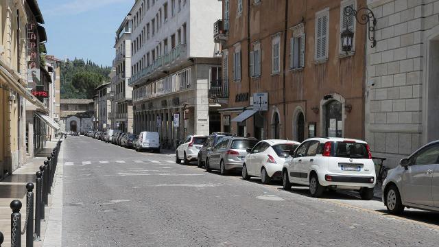 Ascoli Piceno, regolamentazione della circolazione in Corso Trento e Trieste per operazioni di smaltimento di amianto