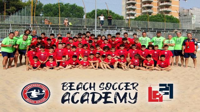 Beach soccer: Happy Car Samb, Academy LA21 record con 100 iscritti 