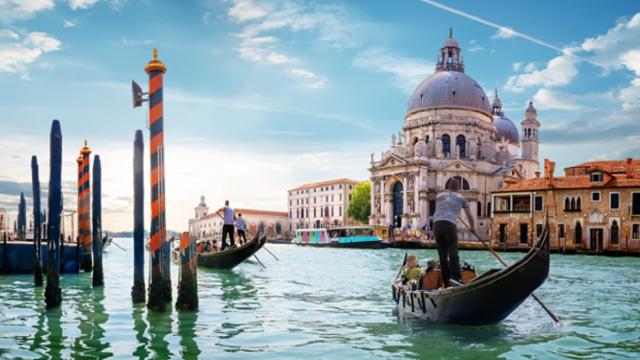 Le Abitudini Veneziane: Una Storia Intrisa di Gioco d'Azzardo nel Cuore d'Italia