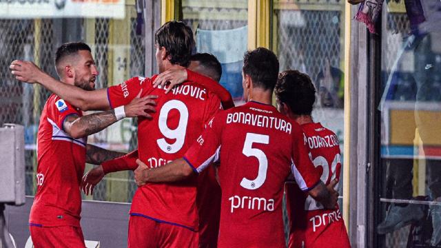 Atalanta-Fiorentina 1-2, highlights. Doppietta di Vlahovic su rigore