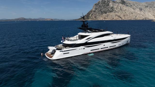 Regione Marche al Cannes Yachting Festival. Antonini: “Sinergia pubblico e privato per la crescita del settore” 