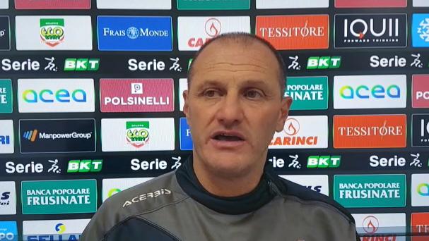 Frosinone-Cremonese 1-0, le voci di Nesta e Bisoli (“La mia squadra deve essere rispettata”)