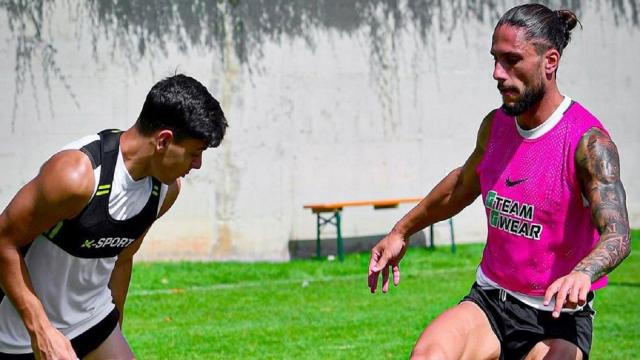 Ascoli Calcio, ultimi allenamenti a Cascia. Dionisi arbitra l'amichevole con il Tolentino