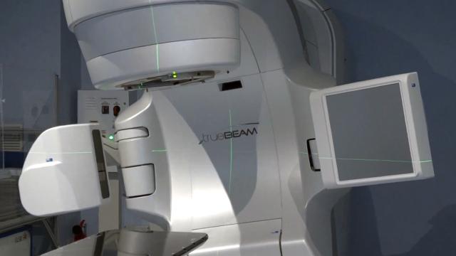 Inaugurato nuovo acceleratore lineare di Radioterapia Oncologica dell’Azienda Ospedaliera Universitaria delle Marche