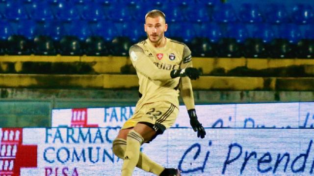 Ascoli Calcio, in stato avanzato la trattativa con il Pisa per il 27enne portiere Livieri