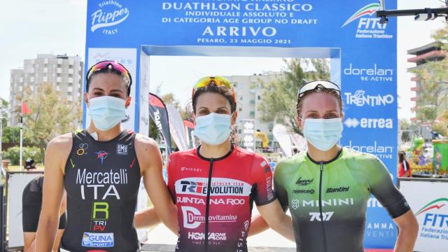 Flipper Triathlon, weekend scoppiettante a Pesaro con quasi 1400 atleti protagonisti