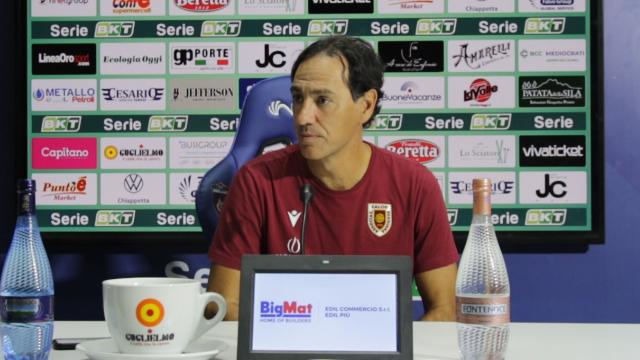 Cosenza-Reggiana 2-0, voci Caserta (“Ampi margini di crescita”) e Nesta (“Rammaricato per non aver giocato 1° tempo”)