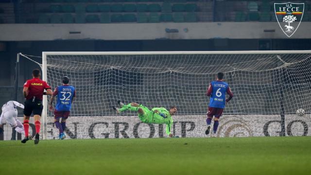 Chievo-Lecce 1-2, Falco nel recupero regala una vittoria pesantissima ai salentini