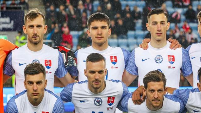 Ascoli Calcio, Duris gioca l'intera amichevole pareggiata 1-1 dalla Slovacchia in Norvegia. Buon secondo tempo