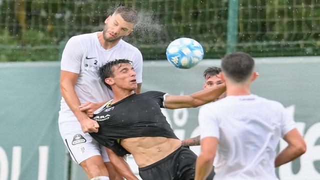Ascoli Calcio, due reti nell'allenamento congiunto con l'Atletico Ascoli. A segno Eramo e Falzerano