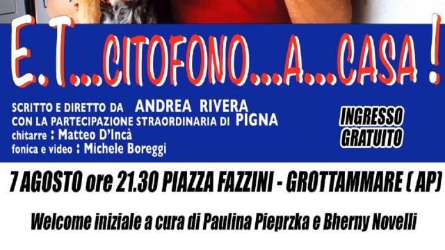 Grottammare, in Piazza Fazzini l'esibizione del poliedrico artista Andrea Rivera