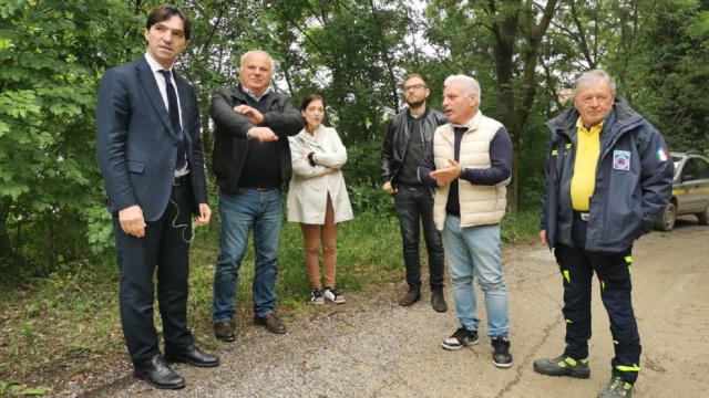 Maltempo Marche, sopralluogo del presidente Acquaroli nelle zone più colpite: “Andiamo alla conta dei danni”