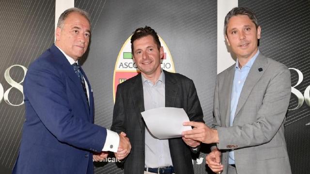 Ascoli Calcio, rinnovata per 10 anni con il Comune la convenzione per lo stadio ''Del Duca''