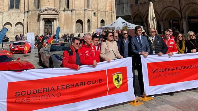 Successo per 'Red Emotion' ad Ascoli. Marzialetti: “Grazie ad Ameli presidente della Scuderia Club Ferrari Castorano”