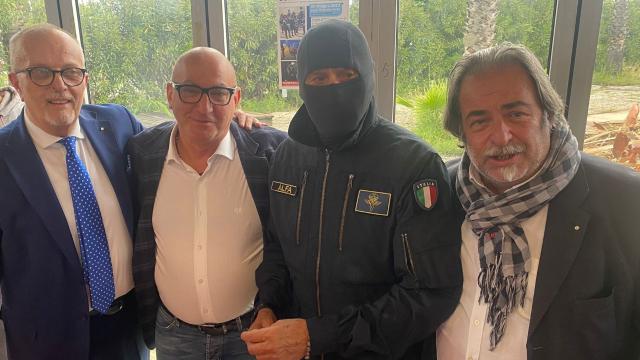 San Benedetto del Tronto, presentazione dell'ultimo libro del Comandante Alfa al circolo 'Mare Bunazze'