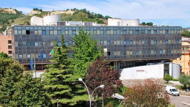 San Benedetto del Tronto: cerimonia Festa della Repubblica, tornano parcheggi a pagamento sul lungomare