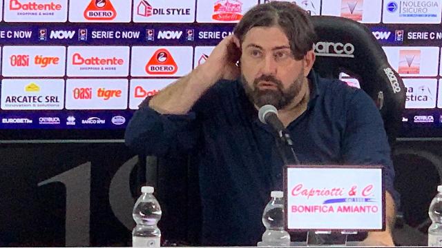 Ascoli-Lucchese 1-2, Righi: “Siamo arrabbiati quanto la gente. Bisogna stare zitti e lavorare”
