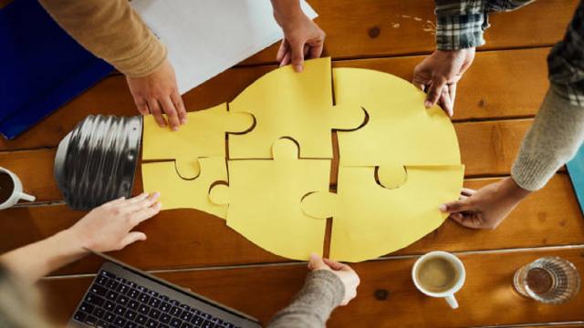 Quali strategie possono aiutare gli imprenditori a guadagnare più entrate digitalmente?