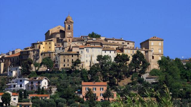 Monteprandone, comunità si mobilita online per i familiari della piccola Soleil morta il 24 Agosto