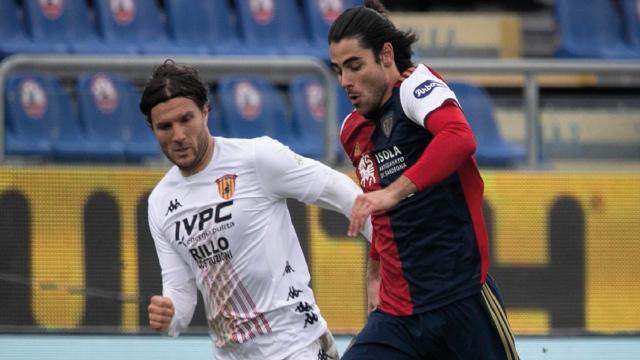 Cagliari-Benevento 1-2, highlights