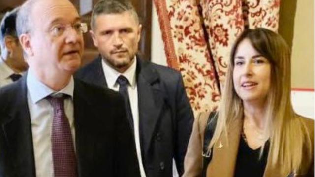 Deroga numero minimo studenti, Latini: “Rassicuro Arquata, strumento valido anche per le scuole agibili”
