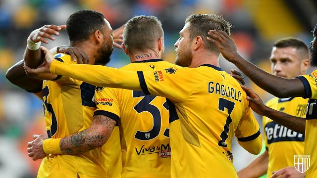 Inter-Parma 2-2, highlights