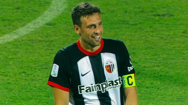 Ascoli Calcio, il bollettino sulle condizioni di Botteghin dopo l'infortunio al polpaccio