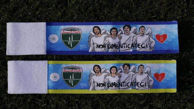 Serie B quindicesima giornata, capitani in campo con le fasce speciali della Fondazione Polito