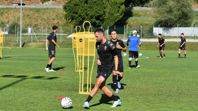 Ascoli Calcio, allenamento congiunto con Santegidiese e L'Aquila allo stadio comunale di Sant'Egidio alla Vibrata