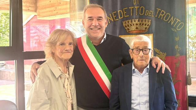 San Benedetto, Guerrino Re compie 100 anni: ricevuto in Comune l'imprenditore della lavorazione dei semi tostati