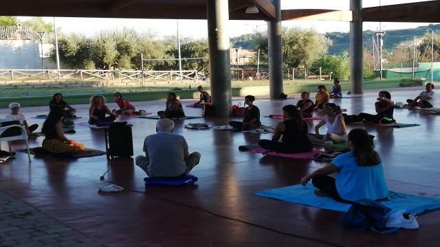 Lo yoga e la prevenzione del tumore al seno, nel Piceno tante iniziative anche nel 2021