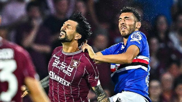 Serie B playout: sospesa la finale di ritorno con la Sampdoria avanti 2-0 sulla Salernitana. Furiosi i tifosi granata