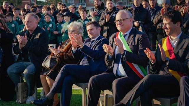 Nel giorno del suo compleanno inaugurato a Roma campo di calcio che porta il nome di Carlo Mazzone
