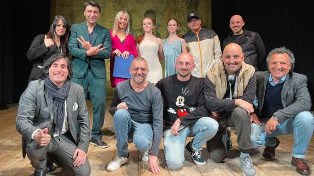 Ripatransone, al Teatro Mercantini standing ovation per ''ScenaMuta'' di Piero Massimo Macchini  
