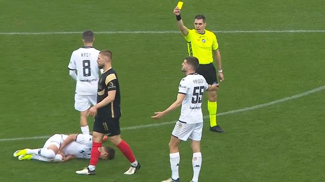 Ascoli Calcio, terza ammonizione per Streng. Pesante ammenda per lancio di un chiodo sul terreno di gioco
